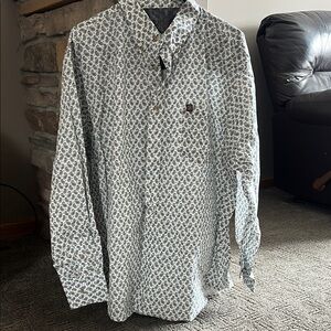 Wrangler Blue and Black Dress Shirt with Geometric Print